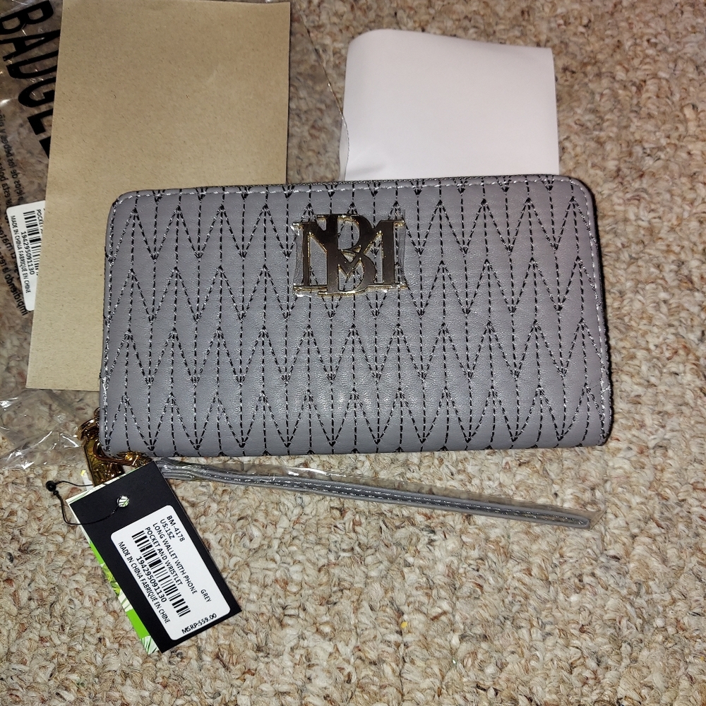 Badgley Mischka NWT Grey Long Wallet with Phone Pocket & Wristlet